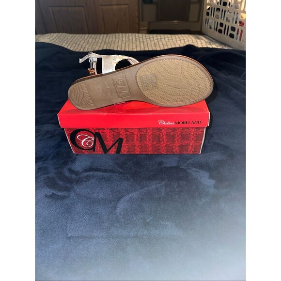 NWT Chelsea Moreland Women's Sandals - Silver and Tan - Picture 3 of 8